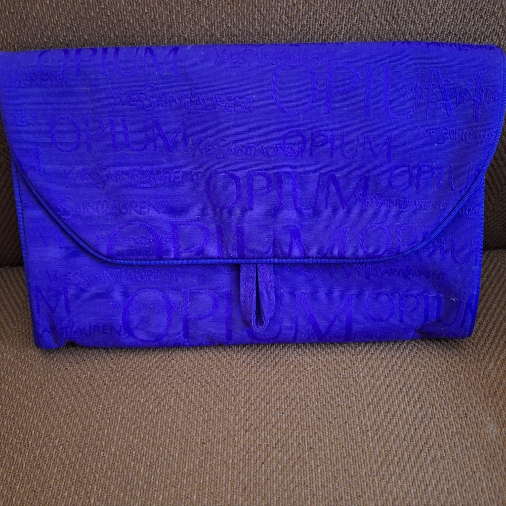 Yves Saint Laurent Women's Vibrant Cosmetic Travel Bag